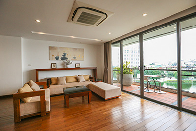 Elegant 04BRs serviced apartment on Xuan Dieu, amazing view of Westlake 