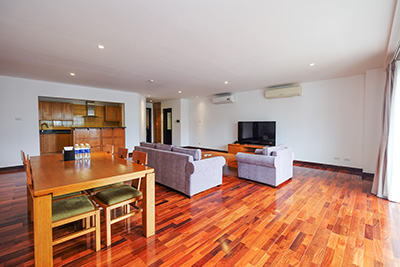 Căn hộ 3 phòng ngủ có ban công rộng cho thuê tại Elegant Suites Hanoi 