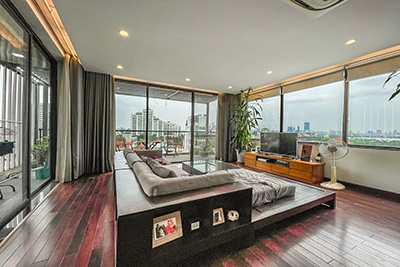 For rent: 2-bedroom on top floor apartment with panoramic view of West Lake