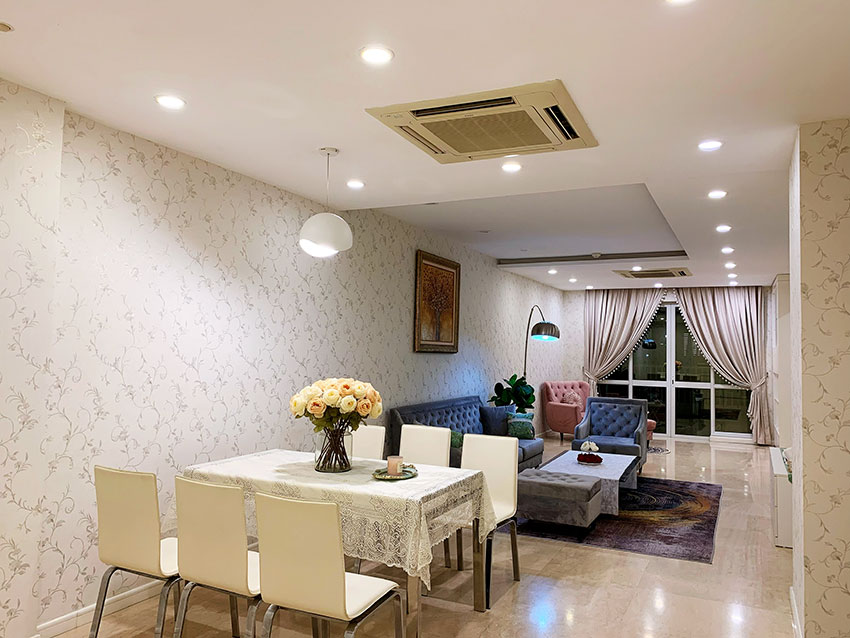 Fully furnished 3-bedroom apartment in P2 Ciputra 2