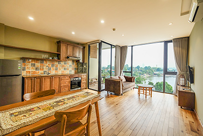 High floor 1 bedroom apartment in Xom Chua, quiet location