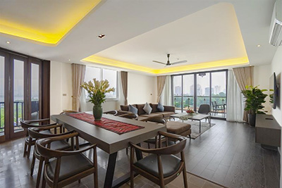 High floor 4 bedroom Apartment with West Lake view on Quang Khanh 