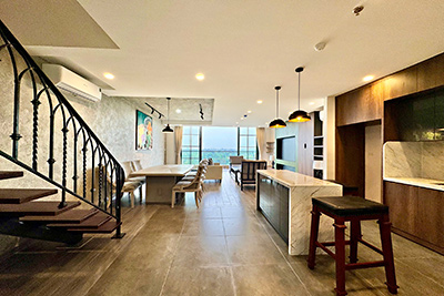 High floor duplex apartment on Tu Lien, quiet location
