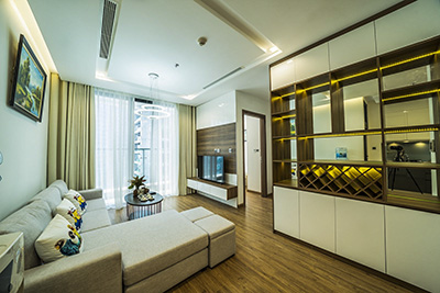 Cho thuê căn hộ 2 phòng ngủ hiện đại và tầng cao tại Metropolis