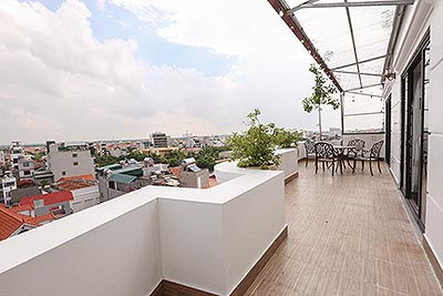 Huge terrace 02 bedroom apartment on Trinh Cong Son, car access