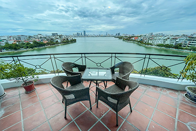 For Rent: 3-Bedroom Apartment with Stunning Lake View in Xuan Dieu, Close to Fraser Suites