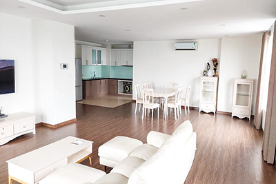 Lakeview Apartment for Rent - 3 Bedrooms, 169m² in UDIC Westlake 