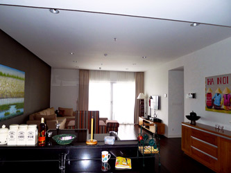 Lancaster Luxury Rental Apartment 172m2 with bright sunlight