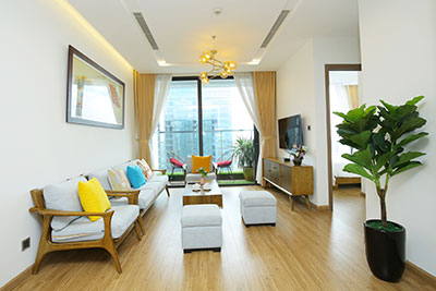 Cho thuê căn hộ đẹp, xinh xắn, nhiều ánh sáng vàng cho thuê tại tòa M3, Vinhomes Metropolis