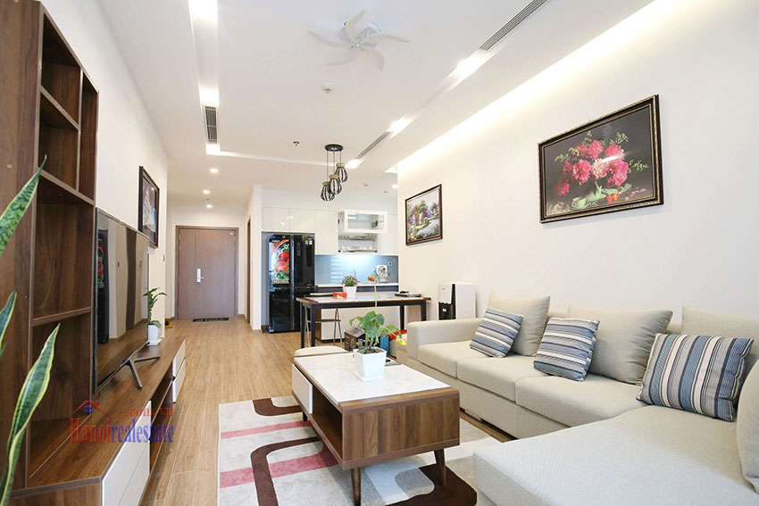 Lovingly modern rental 3 bedroom apartment in Vinhomes Metropolis Hanoi 6