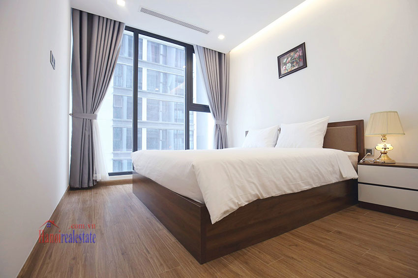 Lovingly modern rental 3 bedroom apartment in Vinhomes Metropolis Hanoi 7