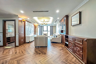 Luxurious 180m² Apartment For Rent at Five Star West Lake Tower