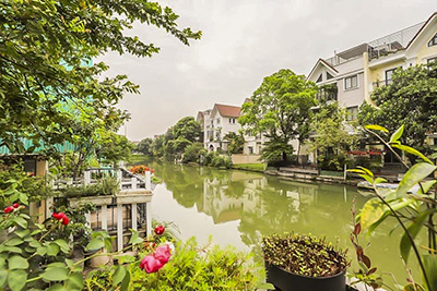 Luxurious and well-equipped villa in Hoa Sữa Vimhomes riverside  for rent