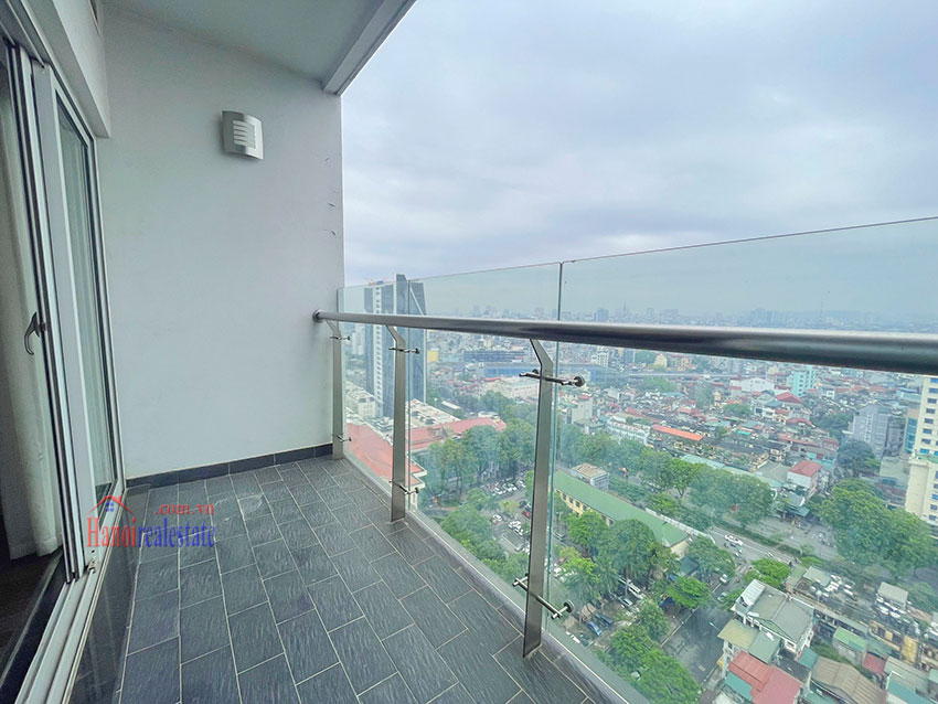 Luxury 4 bedroom apartment with Hanoi city view in Lancaster building 4