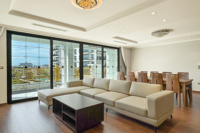 Luxury 4-Bedroom Apartment for Rent in Tay Ho, 200m2, Near West Lake, Prime location 