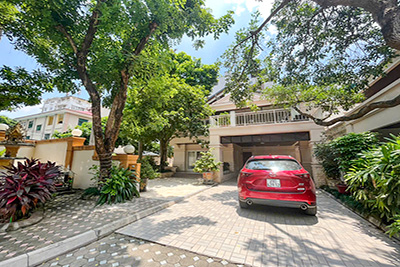 Luxury Garden Villa for Rent in Tay Ho – Spacious, Green Retreat with 24/7 Security