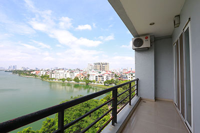 Modern 01BRs apartment on Xuan Dieu, reasonable price, straight Westlake view