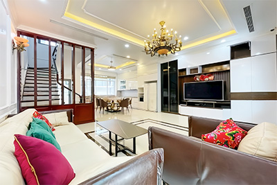 Modern 3-Bedroom Terraced House for Rent in Vinhomes Riverside | 90sqm Full Furniture