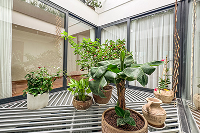 Căn hộ Duplex Hiện Đại 4 Phòng Ngủ Cho Thuê View Hồ , Phố Xuân Diệu