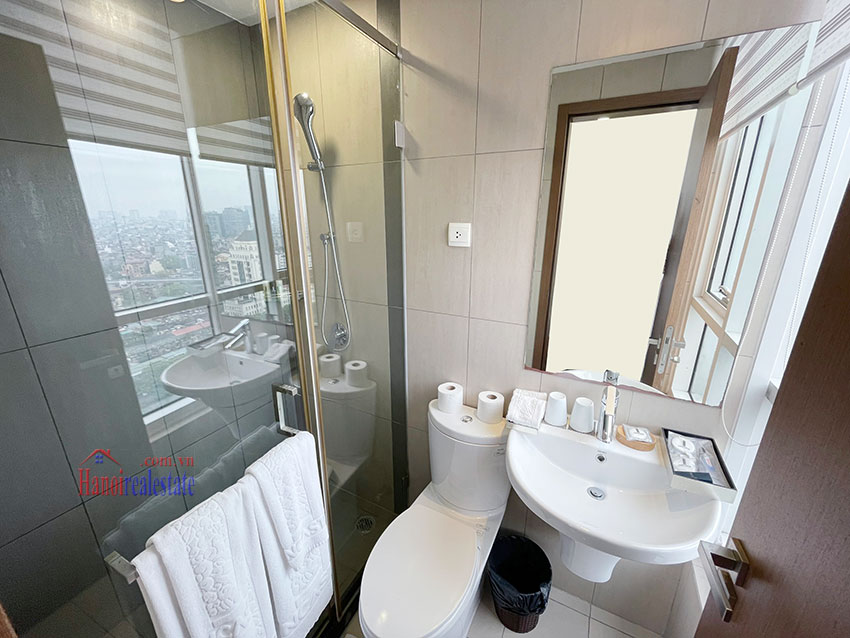 Modern cozy 4 bedroom apartment in Lancaster Tower Hanoi 15