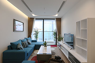 Modern design apartment with 02 beds in Vinhomes Metropolis, Lieu Giai street