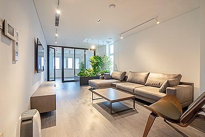 Modern & Unique 4 bedroom Apartment to rent in Tay Ho