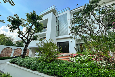 Modern villa in Q block Ciputra, 11 bedrooms fully furnished with beautiful Indochine style