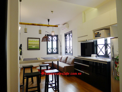 New renovated deluxe 2 bedrooms apartment For rent in Hoan Kiem.