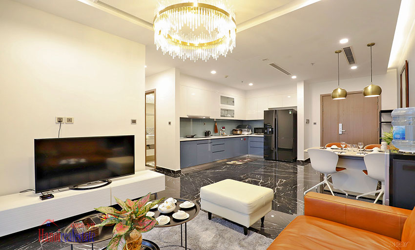 Nice 2 bedroom apartment in M2 building Vinhomes Metropolis Hanoi 8