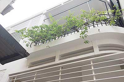 Partly furnished house with big terrace in Hanoi City Center to rent