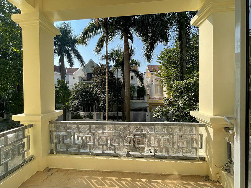 Peaceful 5-bedroom house with nice view in T block Ciputra with garden 28