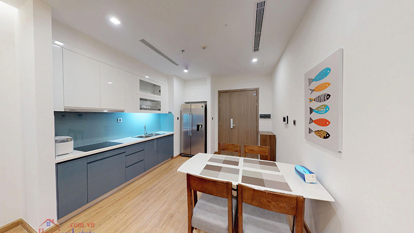 Rental 2 bedroom apartment in Vinhomes Metropolis, modern furnishing 4