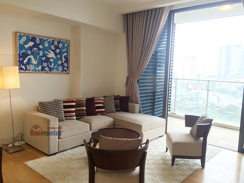 Renting 3 br apartment in Indochina Plaza, fully furnished 1
