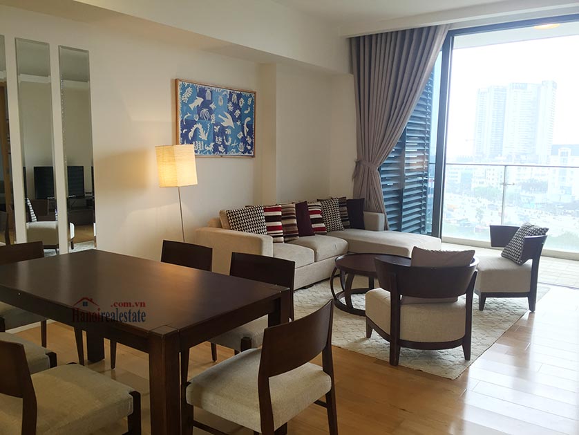 Renting 3 br apartment in Indochina Plaza, fully furnished 3
