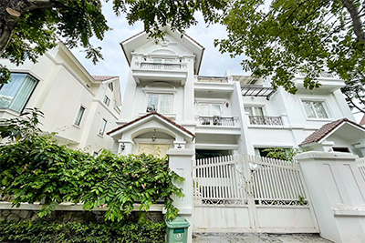 River-View Villa for Rent | Vinhomes Riverside Villas, Spacious Basement