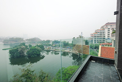 Rooftop 1 bedroom for rent with lake view in Truc Bach, Hanoi
