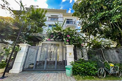 Semi-Detached Villa for Rent in Vinhomes Riverside, Huong Duong Sub-zone