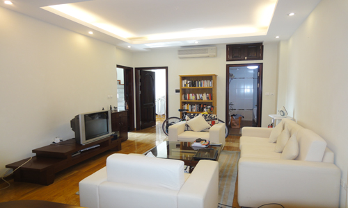 Serviced apartment for rent in Hoan Kiem, Hanoi | nearby Opera house, Hoan Kiem lake