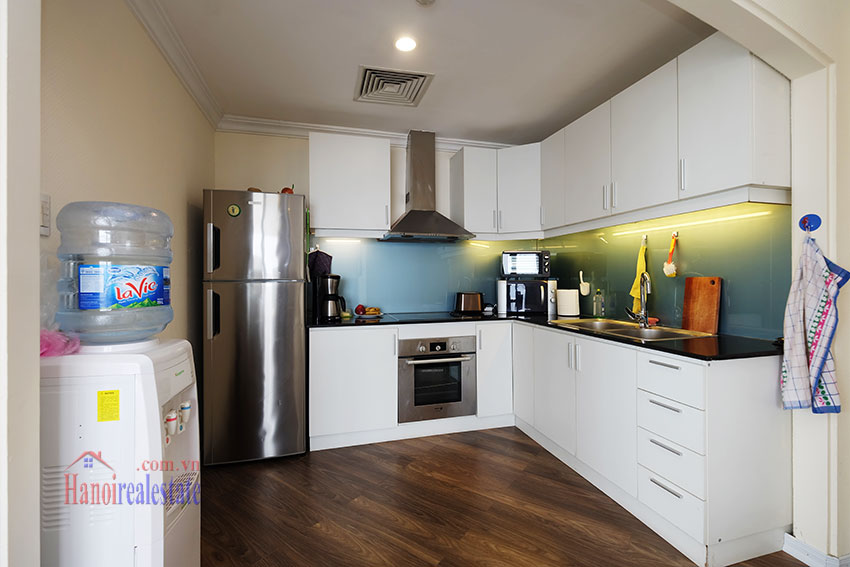 Skyline Tower lake view 2 bedroom apartment in Truc Bach, Ba Dinh 7