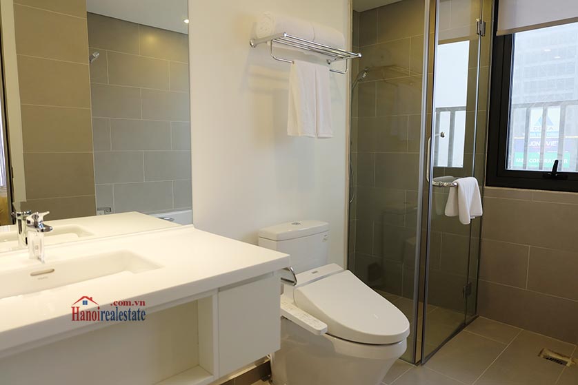 Somerset West Point: High-ended 02BRs serviced apartment, balcony with Westlake view 12