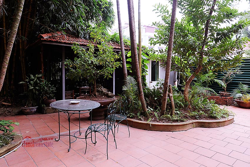 Spacious 04BRs villa with swimming pool at To Ngoc Van, car access 1