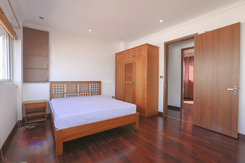 Spacious 3 bedroom apartment with big balcony in Tay Ho district, Hanoi 11