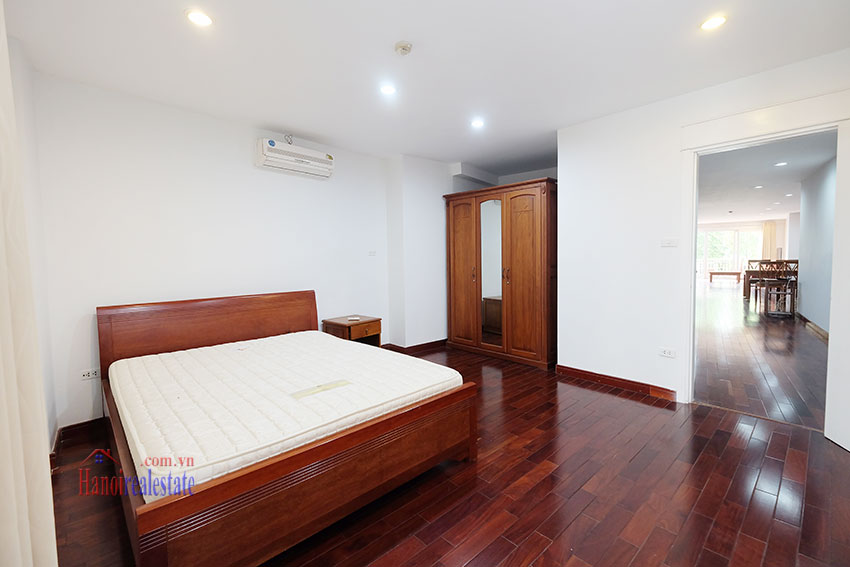 Spacious 3 bedroom Apartment with lake view on Tran Vu Street 16