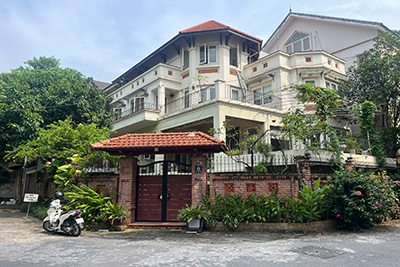 Spacious 4-Bedroom Villa for Rent in Tay Ho, Near Lotte Mall