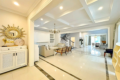  Spacious Riverside Villa for Rent in Anh Dao 09, Vinhomes Riverside - 4BR, 300m²