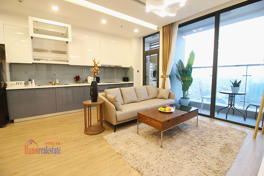 Super family living accommodation of 3 bedrooms in M3 Tower, Vinhomes Metropolis Hanoi 3