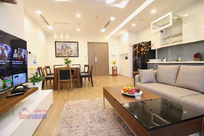 Super family living accommodation of 3 bedrooms in M3 Tower, Vinhomes Metropolis Hanoi 5