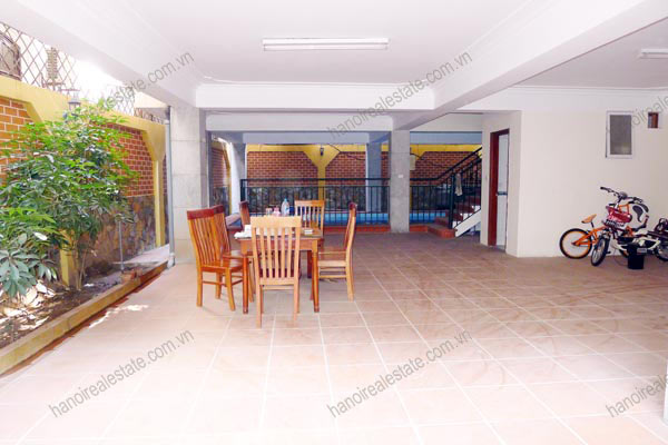 Tay Ho modern 5 bedrooms Villa include a Pool and open ground floor 4