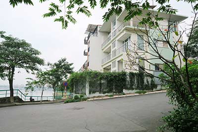 Tay Ho Villas for rent, Modern, Lakeview, nice courtyard, garage