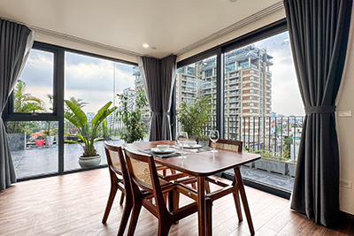 Top floor 01 bedroom apartment for rent in Xuan Dieu street